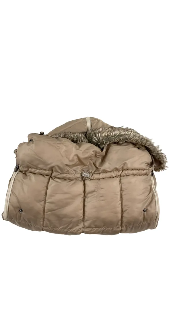 7 A.M. Enfant Le Sac Igloo, Beige, Medium (6-18 months)