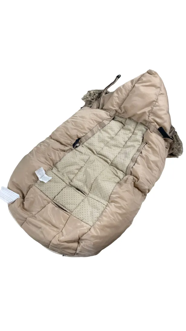 7 A.M. Enfant Le Sac Igloo, Beige, Medium (6-18 months)