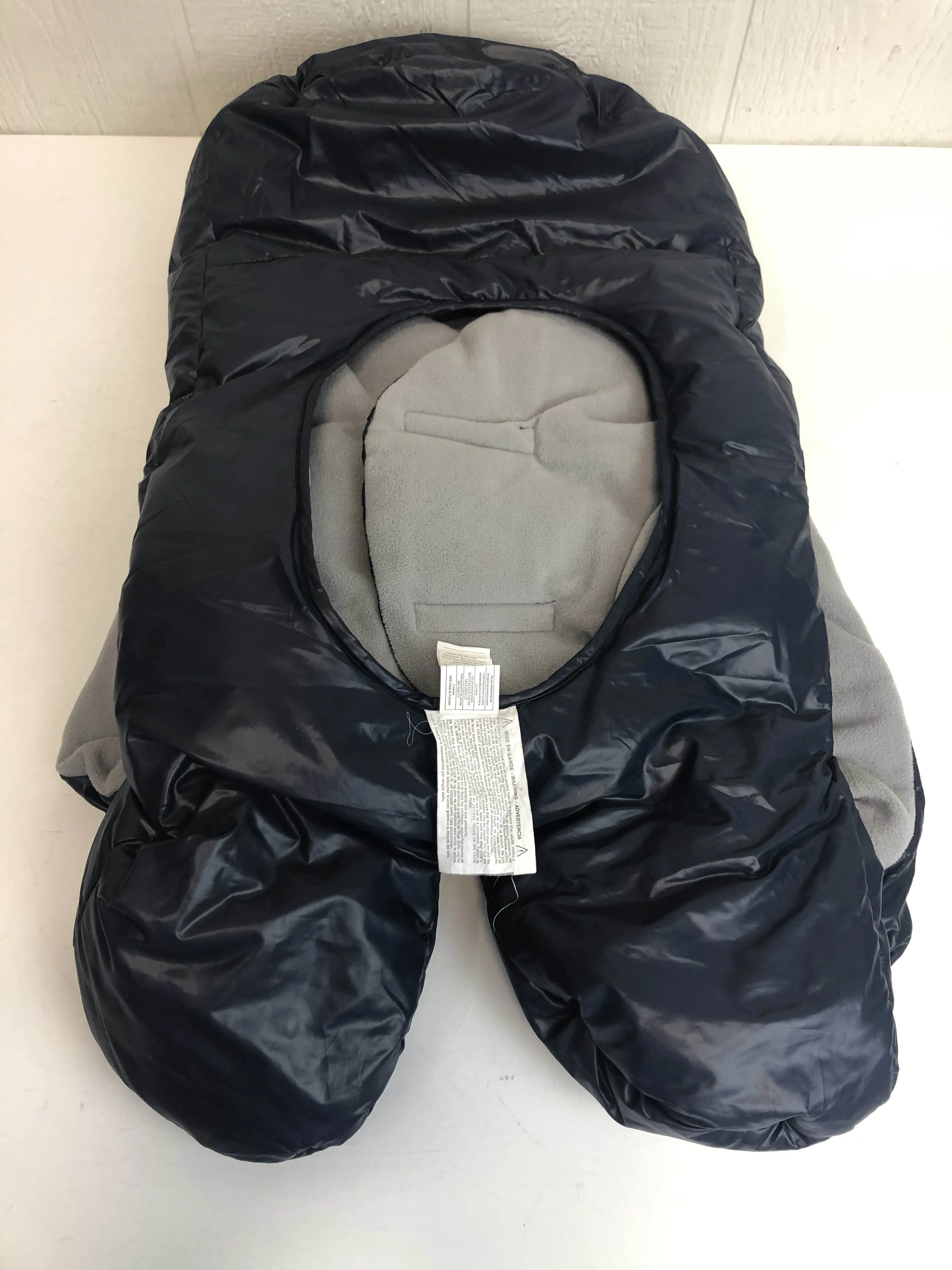 7 A.M. Enfant Nido, Black, Large (6-18 months)