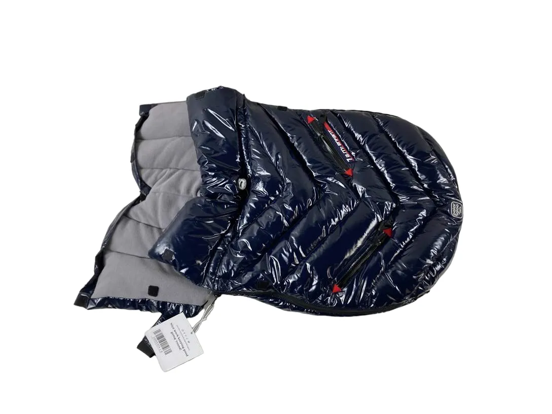 7 A.M. Enfant Polar Igloo Footmuff, Size 0-6mo