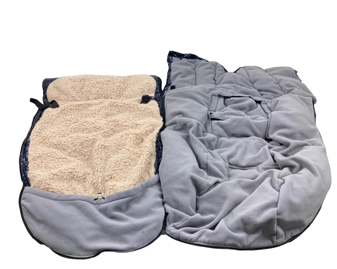 7 A.M. Enfant Polar Igloo Footmuff