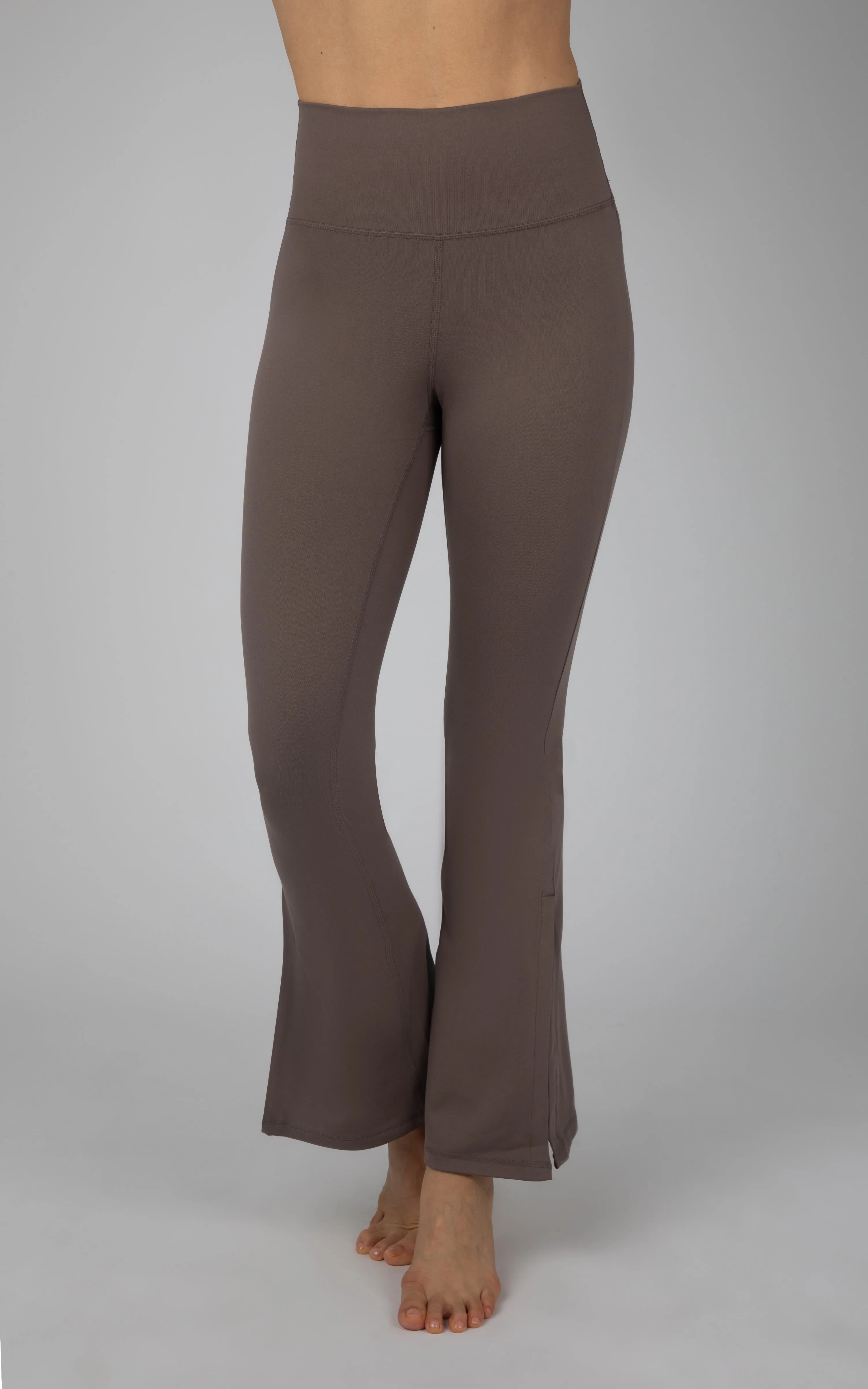 Interlock Elastic Free V-Back Flared Leg Pant
