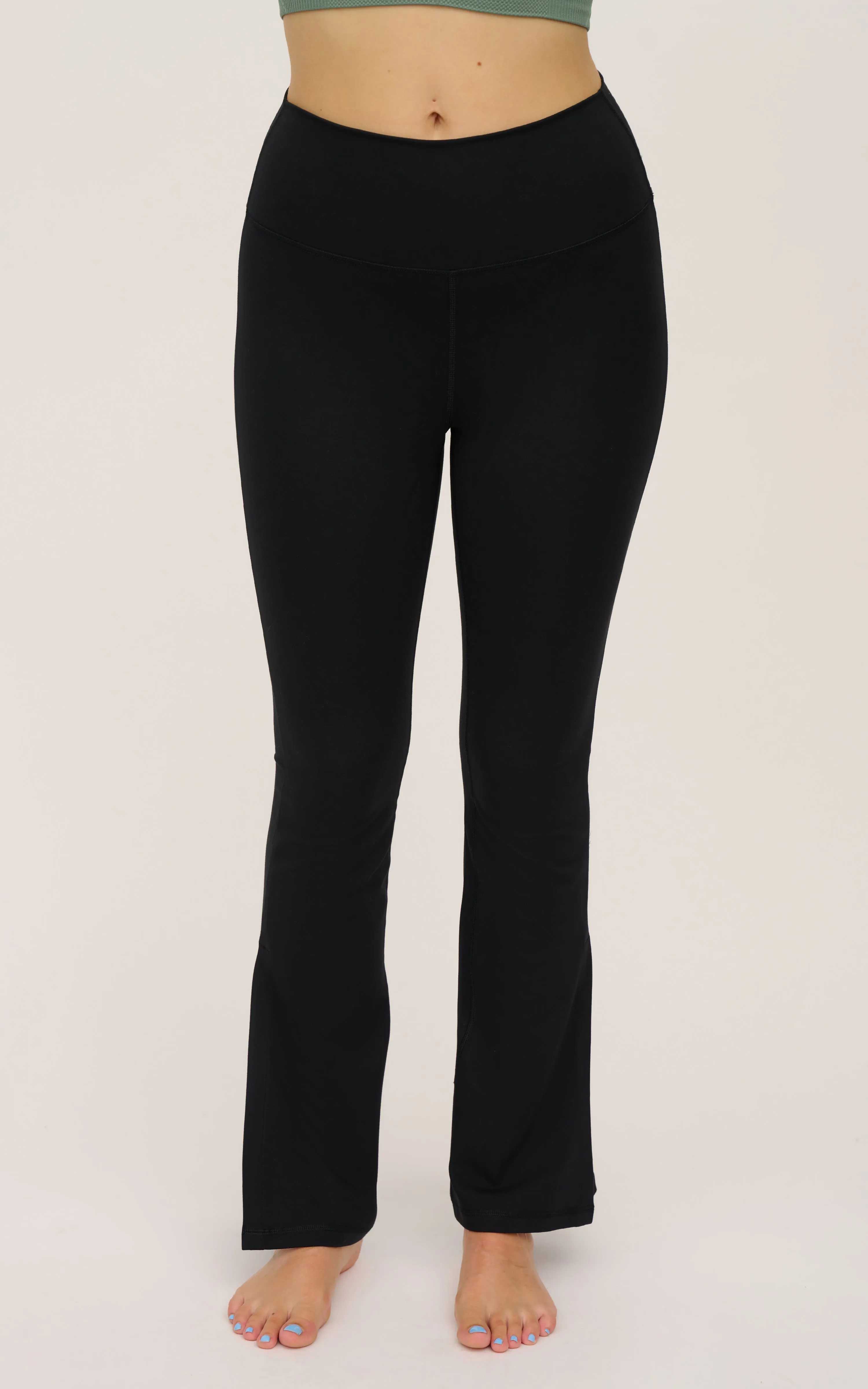 Interlock Elastic Free V-Back Flared Leg Pant