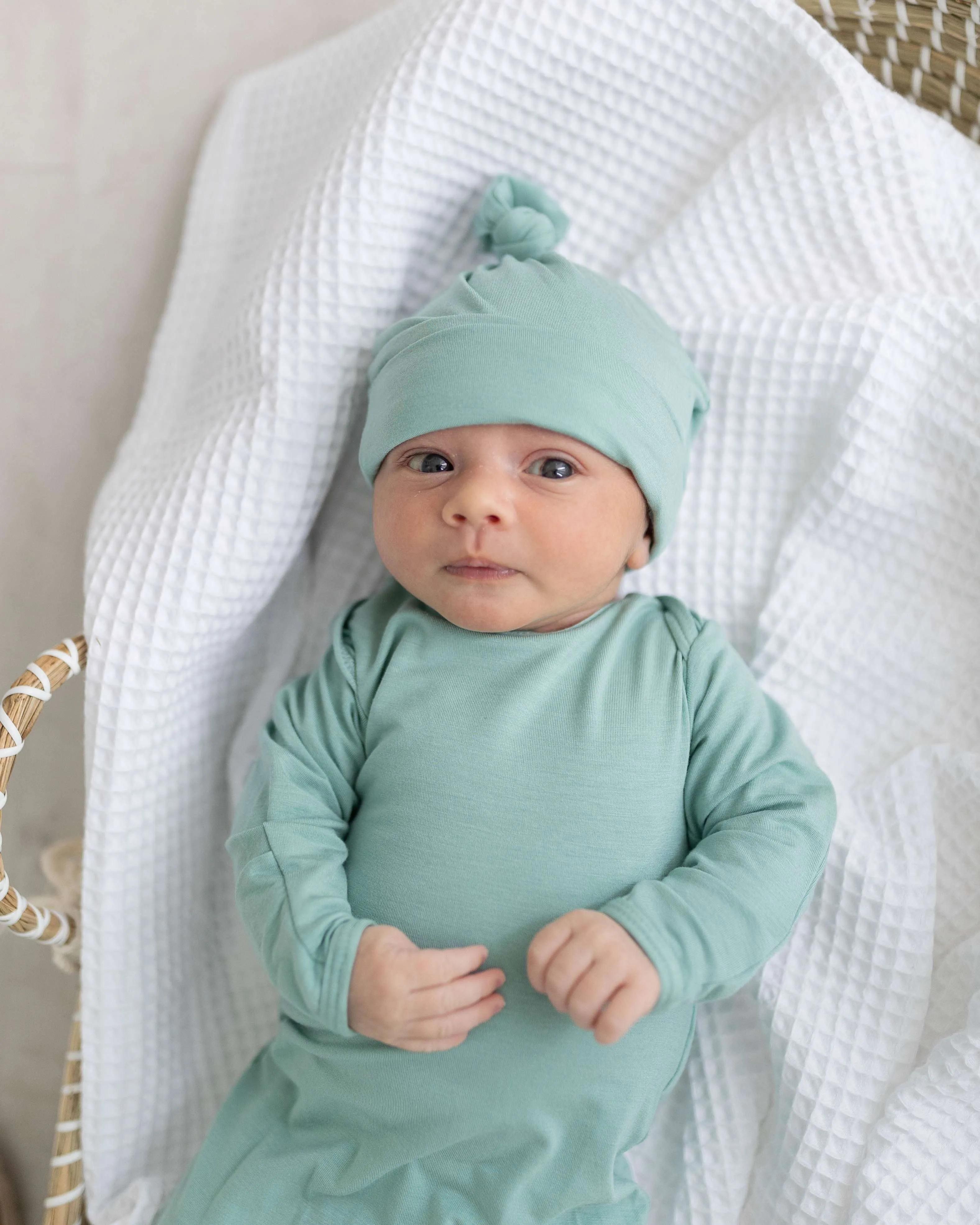 Marley Knotted Baby Gown and Hat Set