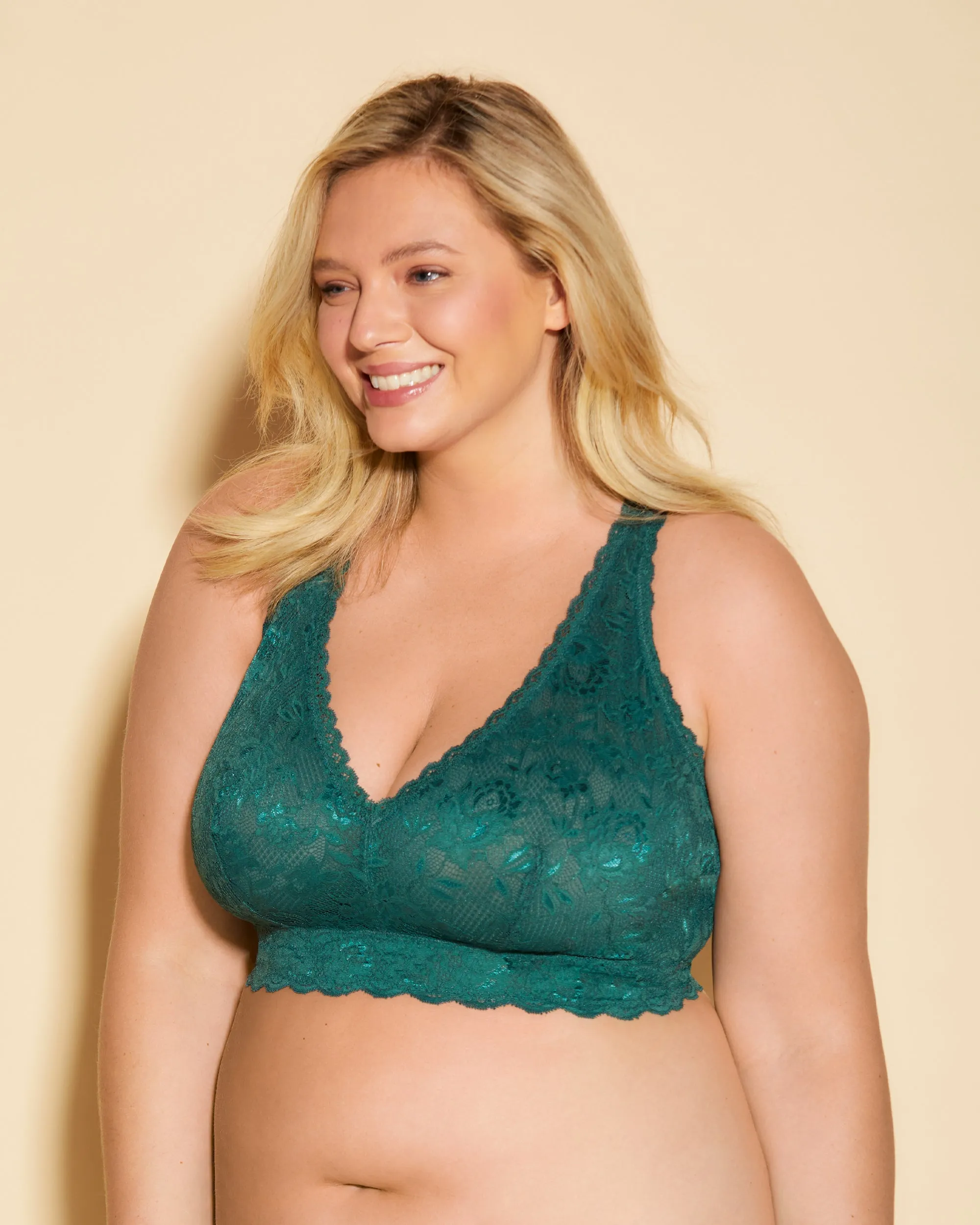 Ultra Curvy Racie Racerback Bralette