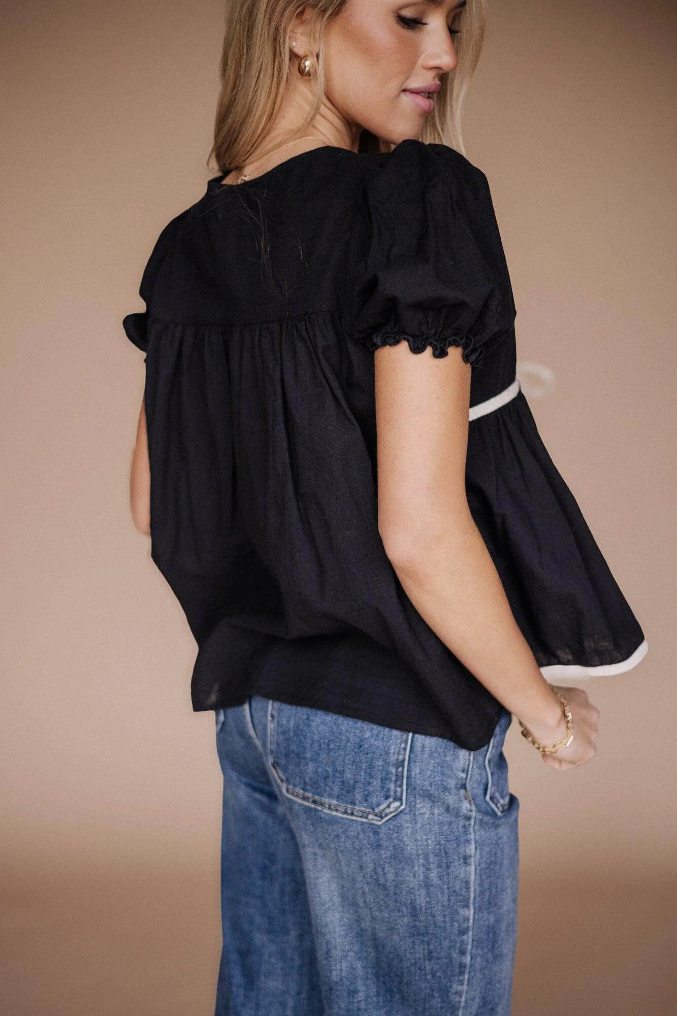 Winny Tie Top in Black